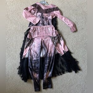Disney Store Audrey Descendants Costume size 7/8